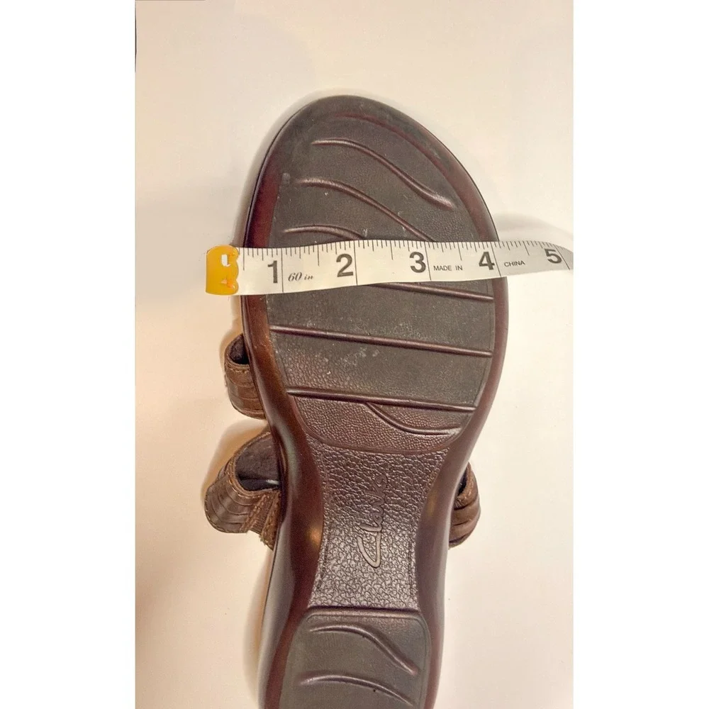 Clarks Brown Leather‎ Slide Sandals Women's 8M Woven Strap Comfort Cushioned